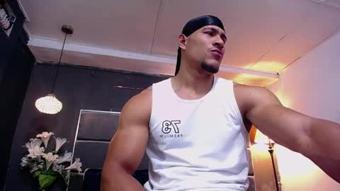 adam_fit19cm online show from February 11, 2026, 2:11 pm