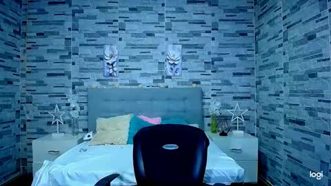 adam hot11 online show from September 28, 2025, 8:47 pm