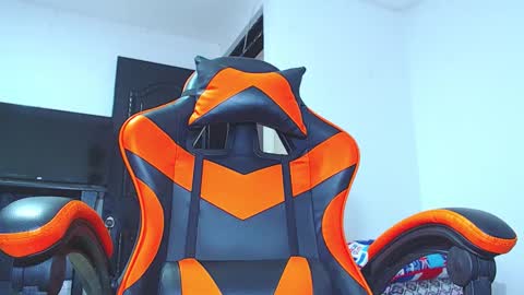 adam hot11 online show from February 13, 2026, 10:50 pm