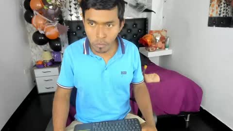 adam_morgan2 online show from October 28, 2025, 7:12 am