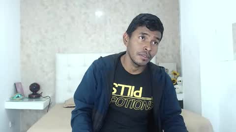 adam_morgan2 online show from December 18, 2025, 1:55 am