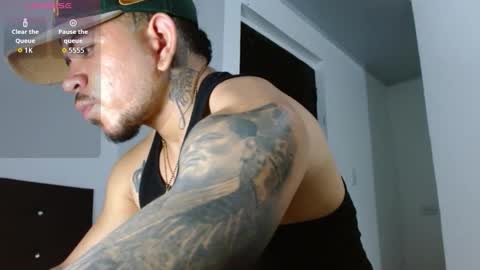 adam shilder7 online show from December 20, 2025, 12:07 am