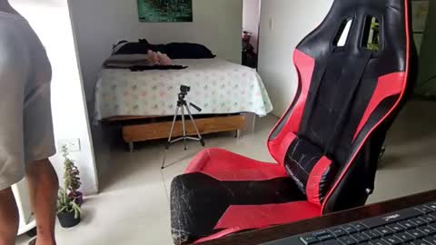 Adam Valencia online show from February 20, 2026, 1:11 pm