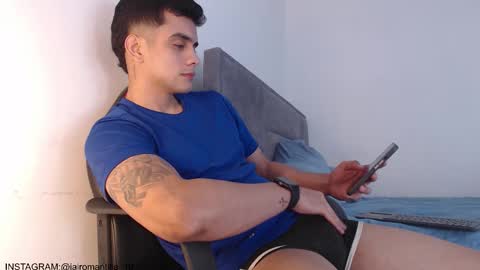 Hello guys excuse my absence I will be absent for several days for health reasons I hope you understand thank you very much. online show from February 4, 2026, 5:24 am