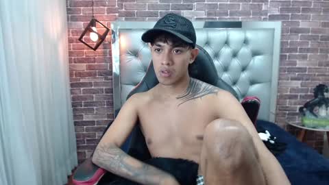 Snapshot of adamcoox chatting on February 27, 2025, 6:50 am Adam online show from February 27, 2025, 6:50 am