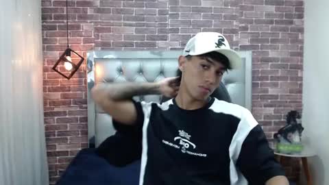 Snapshot of adamcoox chatting on March 5, 2025, 9:59 pm Adam online show from March 5, 2025, 9:59 pm