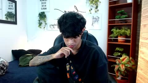 Adam online show from May 24, 2026, 1:32 am