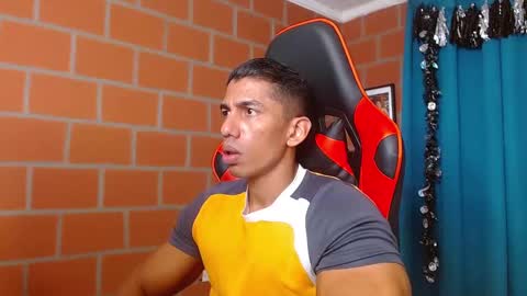 Adan Sin online show from December 5, 2024, 6:44 pm