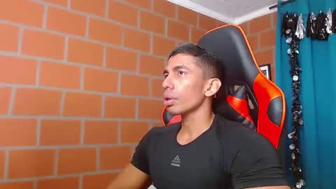 Adan Sin online show from December 6, 2024, 7:12 pm
