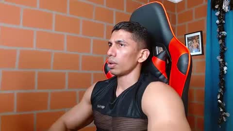 Adan Sin online show from December 19, 2024, 1:07 am