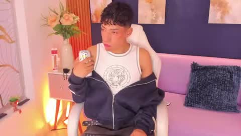 Adan  online show from June 19, 2026, 12:42 pm