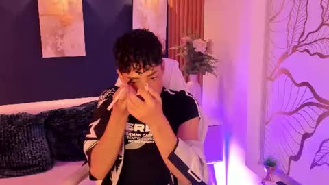 Adan  online show from June 28, 2026, 12:33 pm
