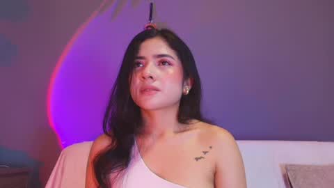 Snapshot of adara_johnson_ chatting on May 8, 2026, 12:21 pm Adara Johnson online show from May 8, 2026, 12:21 pm