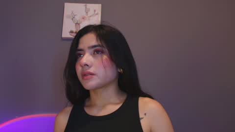 Snapshot of adara_johnson_ chatting on May 17, 2026, 12:01 pm Adara Johnson online show from May 17, 2026, 12:01 pm
