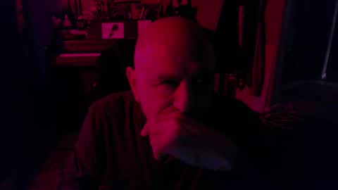 add_me_2 online show from December 18, 2025, 6:41 am