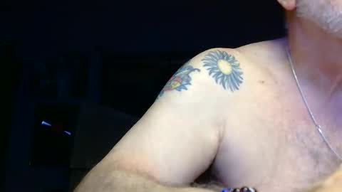 add_me_2 online show from June 6, 2026, 7:02 am