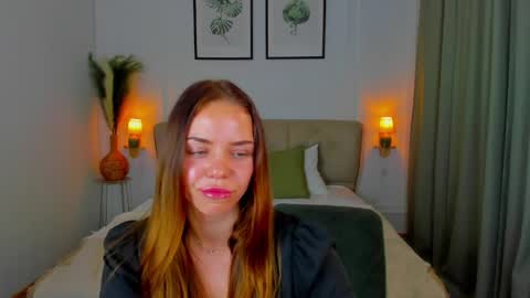 Snapshot of addelia chatting on April 7, 2026, 1:44 pm Addelia online show from April 7, 2026, 1:44 pm