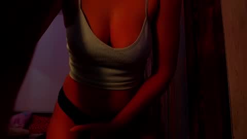 amy        online show from March 3, 2025, 7:21 am