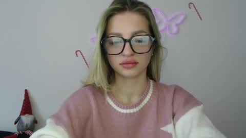 Snapshot of addie_collins chatting on December 24, 2024, 9:17 am Kristina online show from December 24, 2024, 9:17 am