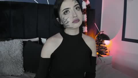 Snapshot of adeelinee chatting on December 13, 2024, 10:45 pm Ade online show from December 13, 2024, 10:45 pm