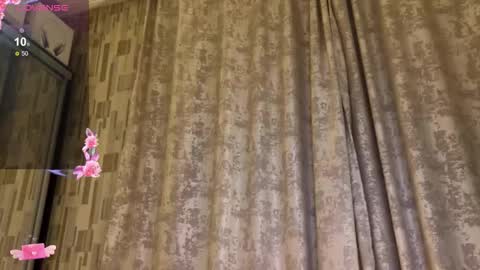 Snapshot of adel_evans chatting on February 15, 2026, 1:13 am Adele online show from February 15, 2026, 1:13 am