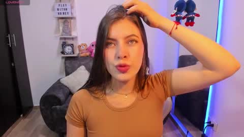 Adela Parker  online show from October 14, 2025, 8:20 pm