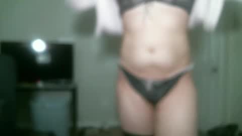 adelaideweight online show from April 25, 2026, 8:50 pm