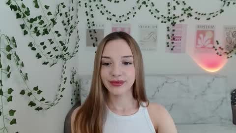 Snapshot of adele0_0 chatting on March 2, 2025, 12:54 pm Adele online show from March 2, 2025, 12:54 pm