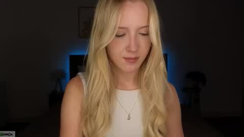 Snapshot of adele_armas chatting on March 14, 2026, 9:20 pm Adele online show from March 14, 2026, 9:20 pm