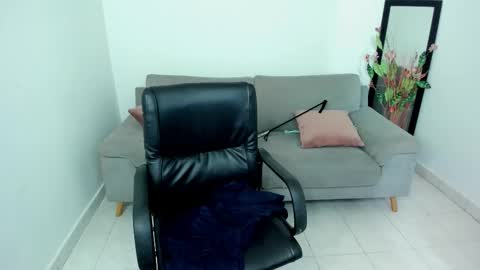 Carolina online show from December 22, 2025, 10:23 am