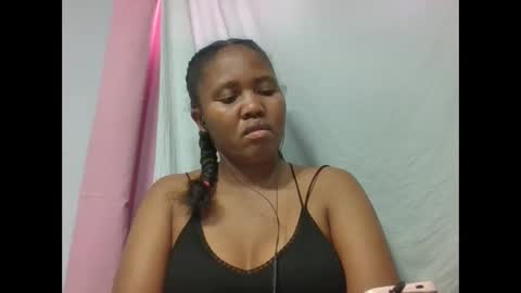 Snapshot of adelealy chatting on October 30, 2025, 6:37 am adelealy online show from October 30, 2025, 6:37 am