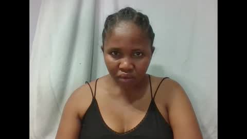 Snapshot of adelealy chatting on November 16, 2025, 9:26 am adelealy online show from November 16, 2025, 9:26 am