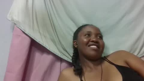 Snapshot of adelealy chatting on January 10, 2026, 6:15 am adelealy online show from January 10, 2026, 6:15 am