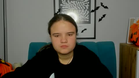 adelecruzz online show from November 2, 2025, 8:06 am