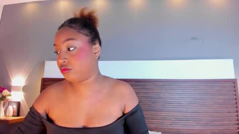 Snapshot of adelehottman chatting on November 1, 2025, 12:07 pm Adele online show from November 1, 2025, 12:07 pm