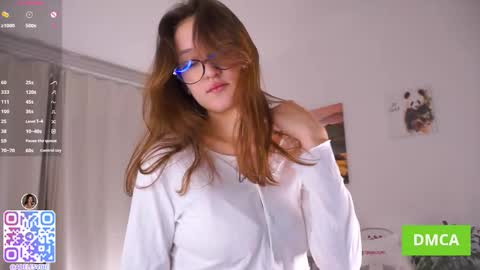 Snapshot of adeles_vibes chatting on October 31, 2025, 4:08 pm Adele online show from October 31, 2025, 4:08 pm