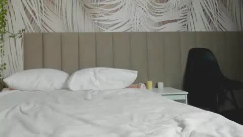 Snapshot of adelesilvy chatting on February 3, 2026, 6:22 am adelesilvy online show from February 3, 2026, 6:22 am