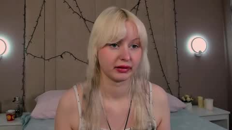 Snapshot of adelesilvy chatting on March 3, 2026, 1:56 am adelesilvy online show from March 3, 2026, 1:56 am