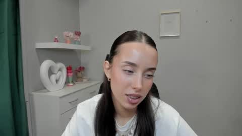 Adele online show from April 15, 2026, 5:58 am