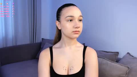 adelexx_zll online show from February 6, 2026, 4:17 am