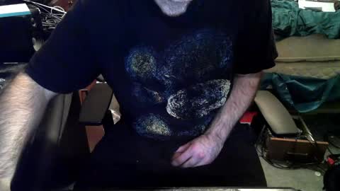 adelhi20 online show from April 18, 2026, 9:26 pm