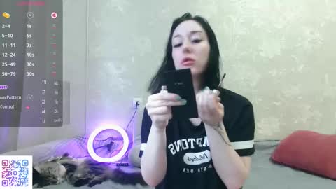 Adel online show from March 19, 2026, 2:15 am