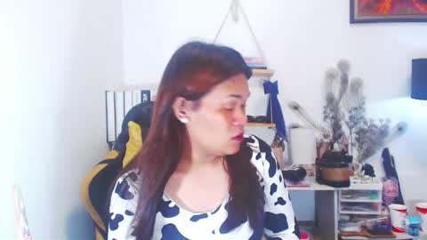 Adellahuge05 online show from February 28, 2026, 7:48 pm