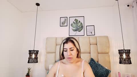 AdharaSmithh online show from January 18, 2025, 9:55 pm