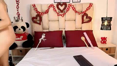 AdharaSmithh online show from September 8, 2025, 7:02 pm