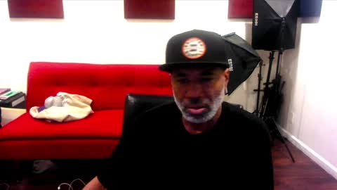 adick_ting online show from December 8, 2024, 1:35 am