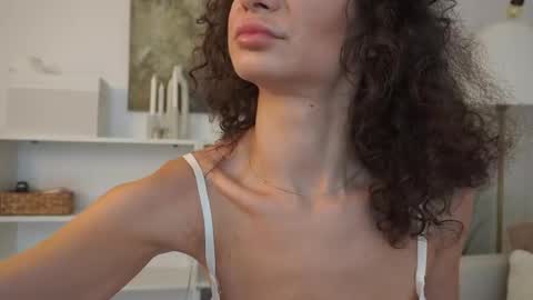 Adisson Fox online show from September 22, 2025, 7:10 am