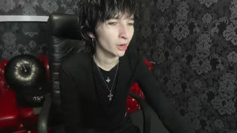 Snapshot of adonbev chatting on June 11, 2026, 5:27 am adonbev online show from June 11, 2026, 5:27 am