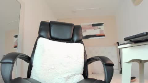 adonis_hot_xx online show from February 21, 2025, 12:05 am