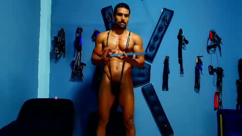 adonisdios online show from May 15, 2026, 2:35 pm